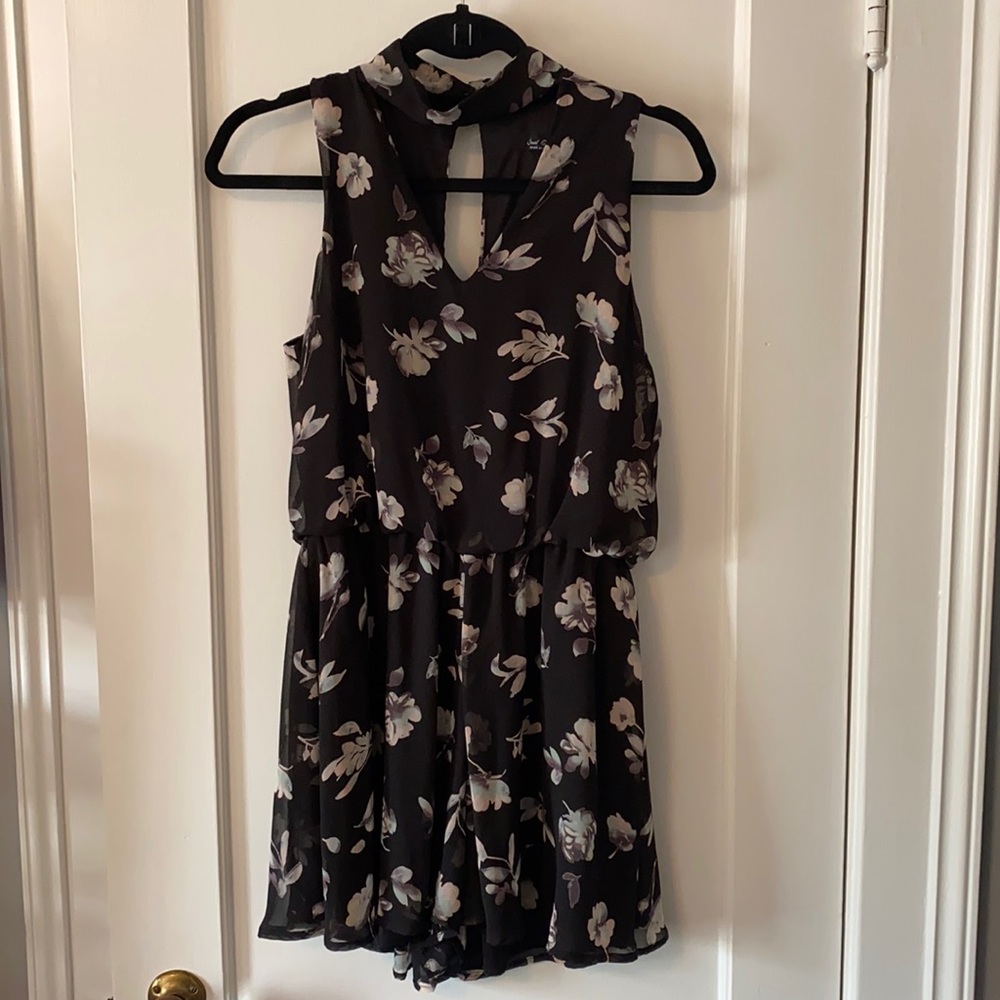 Final Touch Romper | Size M